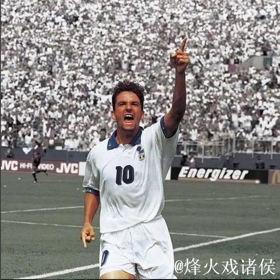 巴乔飞机上偶遇辛纳名宿一句“现象级”,背后藏着体育的温度和野心 巴乔飞机上偶遇辛纳名宿一句“现象级”,背后藏着体育的温度和野心